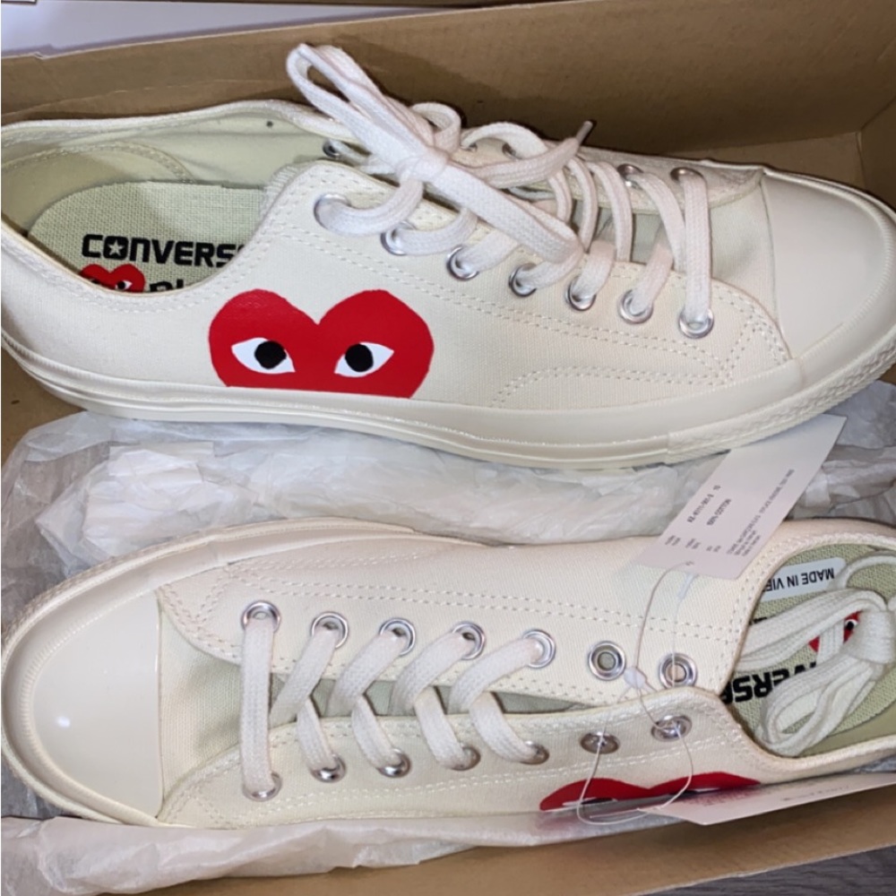 comme des garcons converse never worn fresh in the box size 10